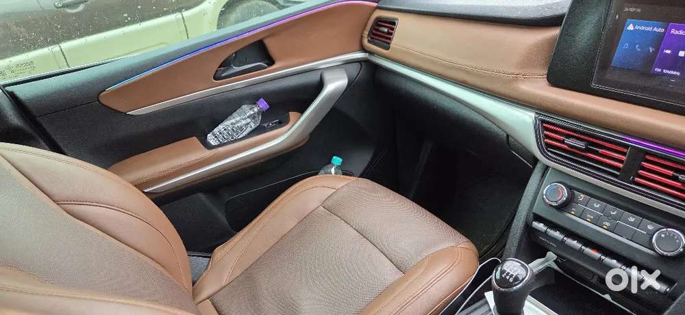 Mahindra Xuv700 Petrol Manual 2024 Variant