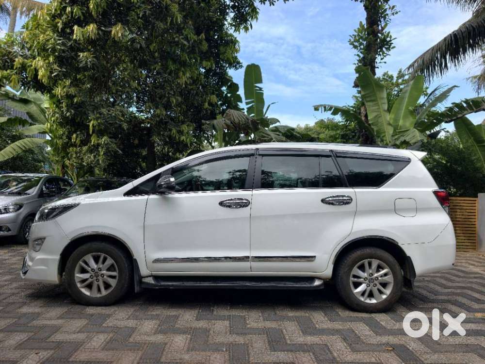 Toyota Innova Crysta 2.4 G Mt 7 Str, 2019, Diesel