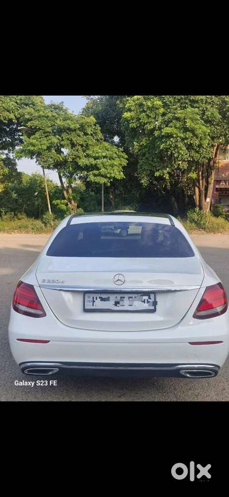 Mercedes-benz E-class E 220 D Expression, 2022, Diesel