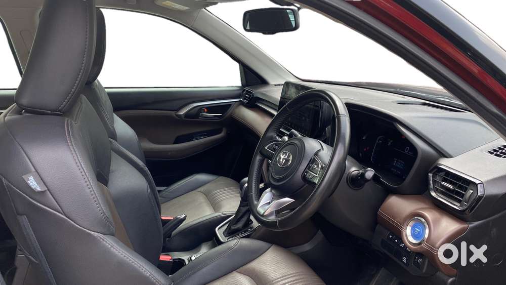 Toyota Urban Cruiser Hyryder 1.5 V Hybrid, 2022, Petrol