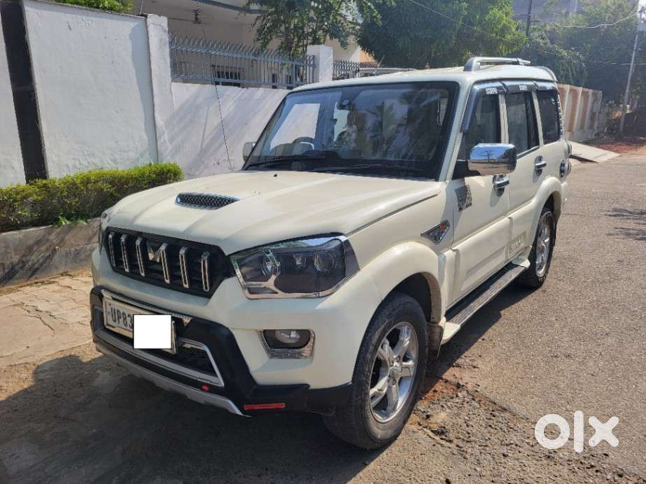 Mahindra Scorpio S10, 2016, Diesel