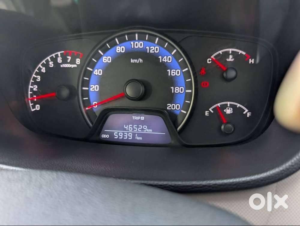 Hyundai Xcent 2015 Petrol Well Maintained