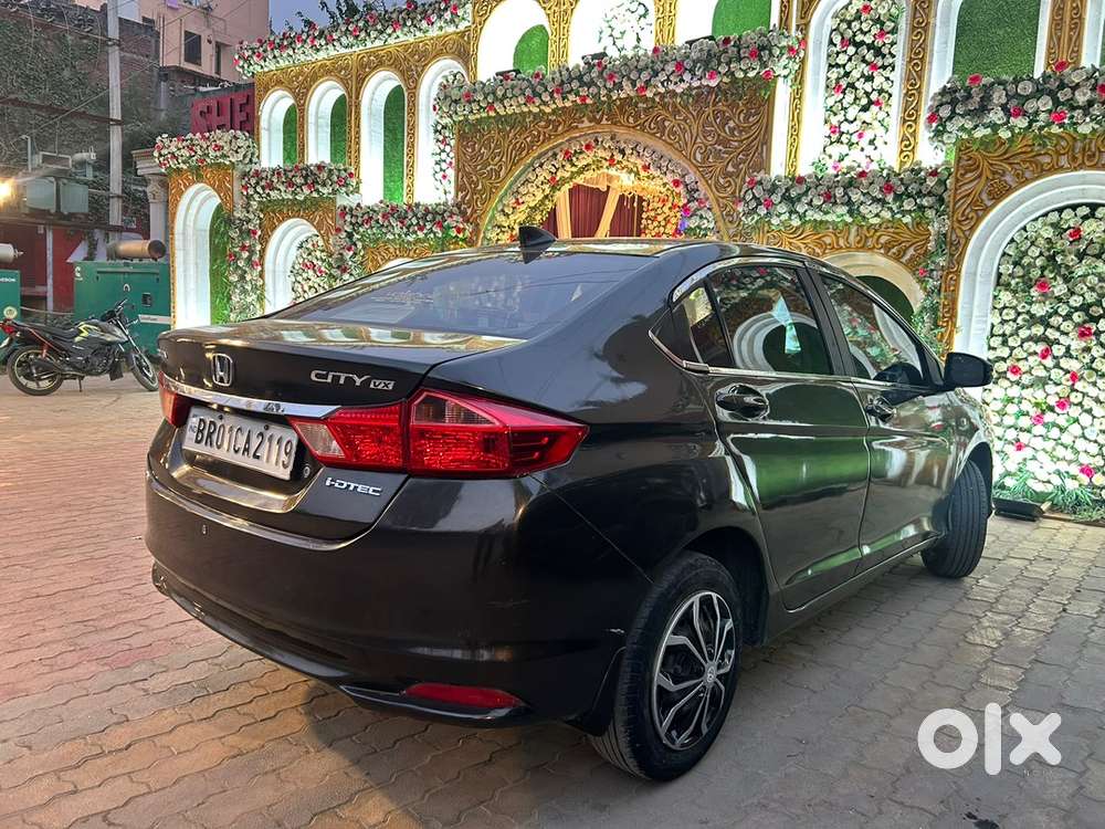 Honda City 2014 Mt With Cruise Control Fully Maintained