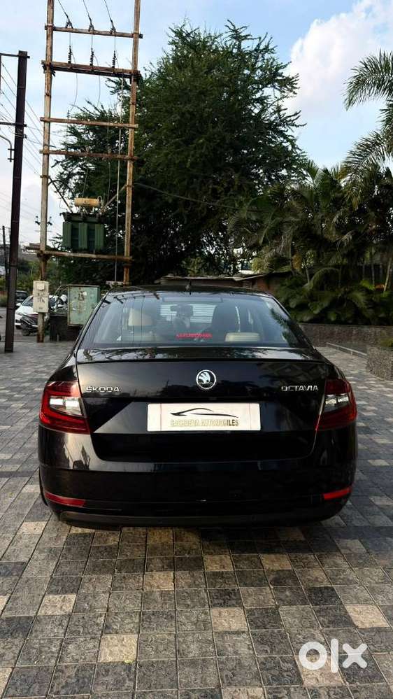 Skoda Octavia 1.8 Tsi At Style Plus, 2018, Petrol