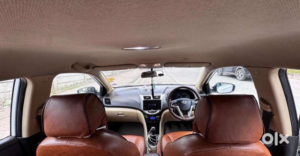 Hyundai Fluidic Verna 2011