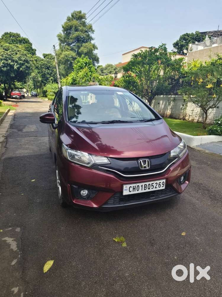 Cherry Red Honda Jazz, 2018, Ist Owner
