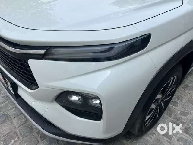 Toyota Urban Cruiser Taisor V 1.0 Petrol Mt, 2024, Petrol