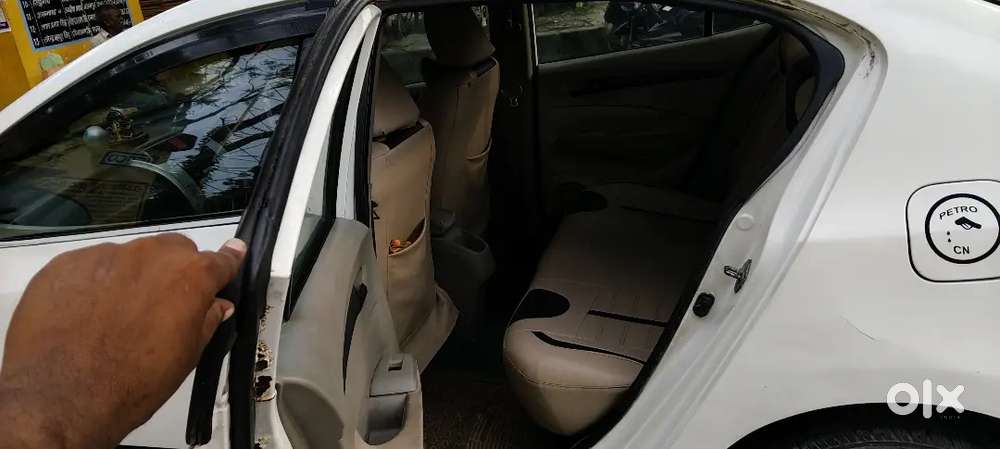 Jamuna Pur Chauraha Honda City Petrol Manual 2009