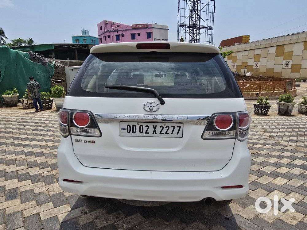 Toyota Fortuner 4x2 Mt 2.8 Diesel, 2015, Diesel