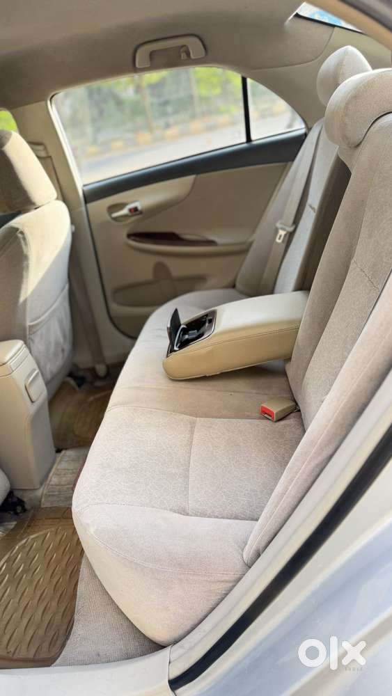 Toyota Corolla Altis, 2012, Petrol