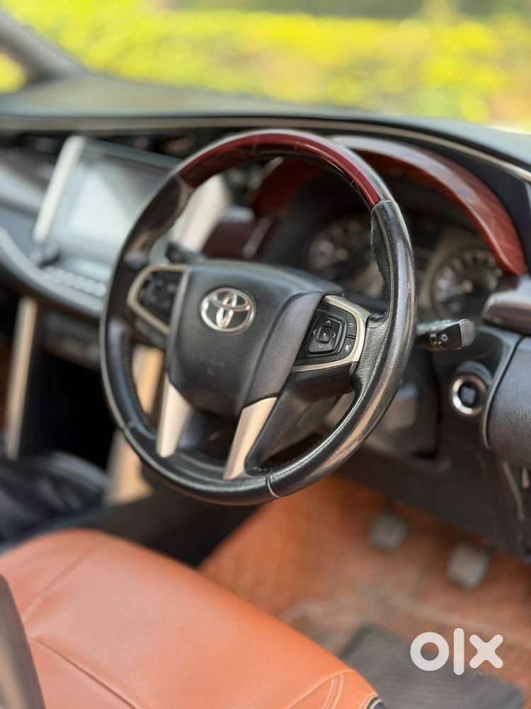 Toyota Innova Crysta 2.4 V 7 Str, 2018, Diesel