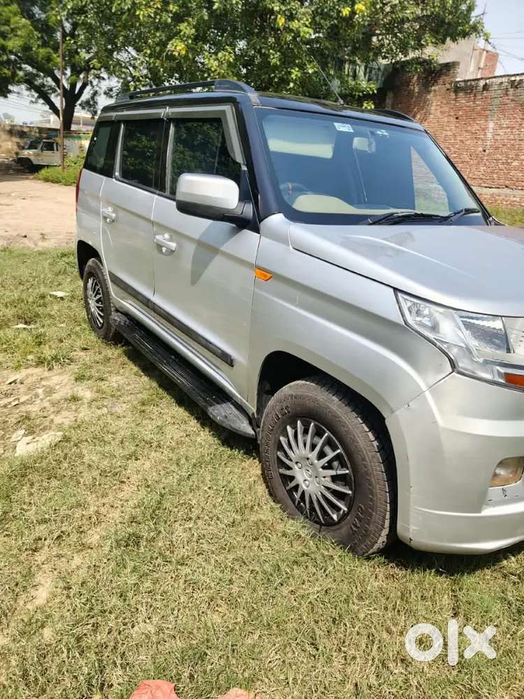 Mahindra Tuv 300 2017