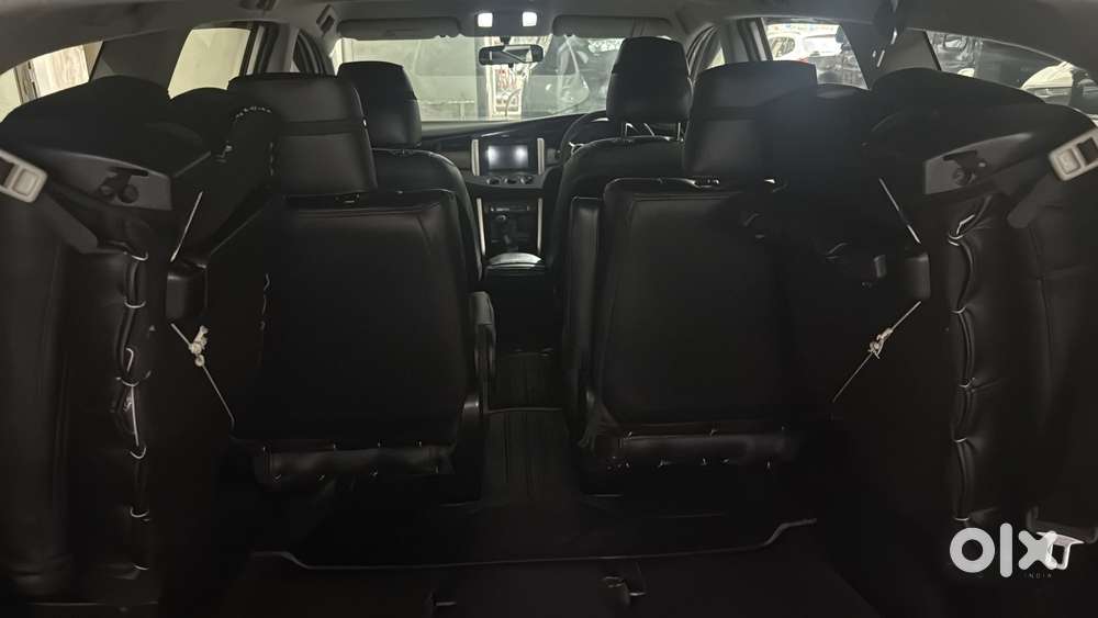 Toyota Innova Crysta 2.4 G Mt 8s, 2020, Diesel