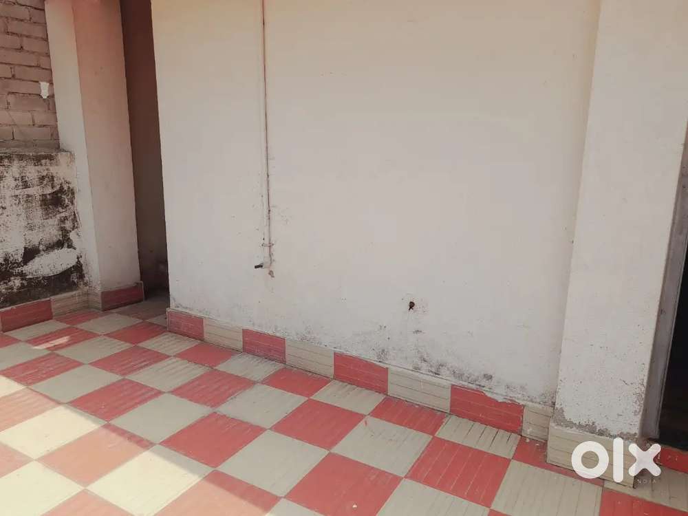 House for rent, students and bachelors are allow