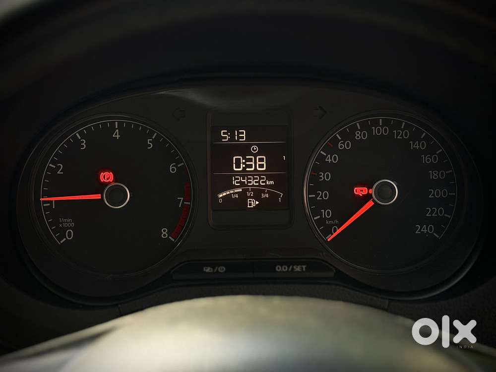 Volkswagen Polo 2009-2013 Petrol Highline 1.2l, 2018, Petrol