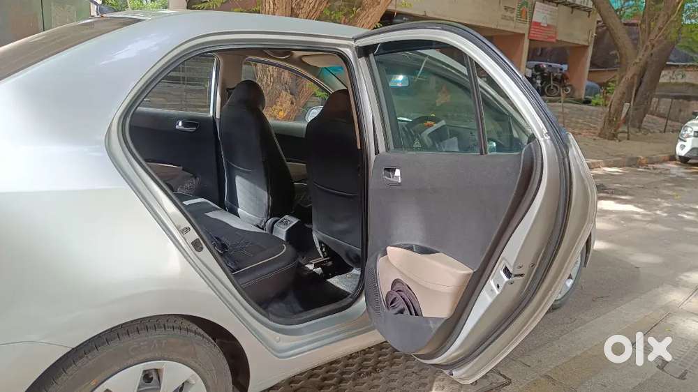 Hyundai Xcent Petrol Manual 2014