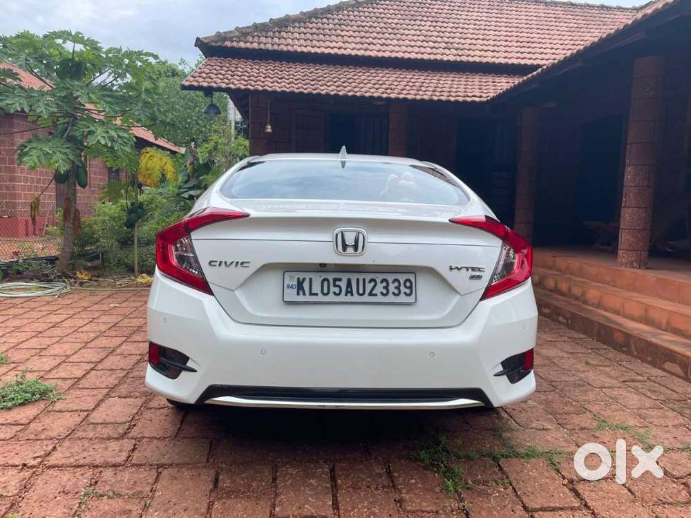 Mint Condition Honda Civic Zx Cvt, Sunroof, Full History, Ernakulam
