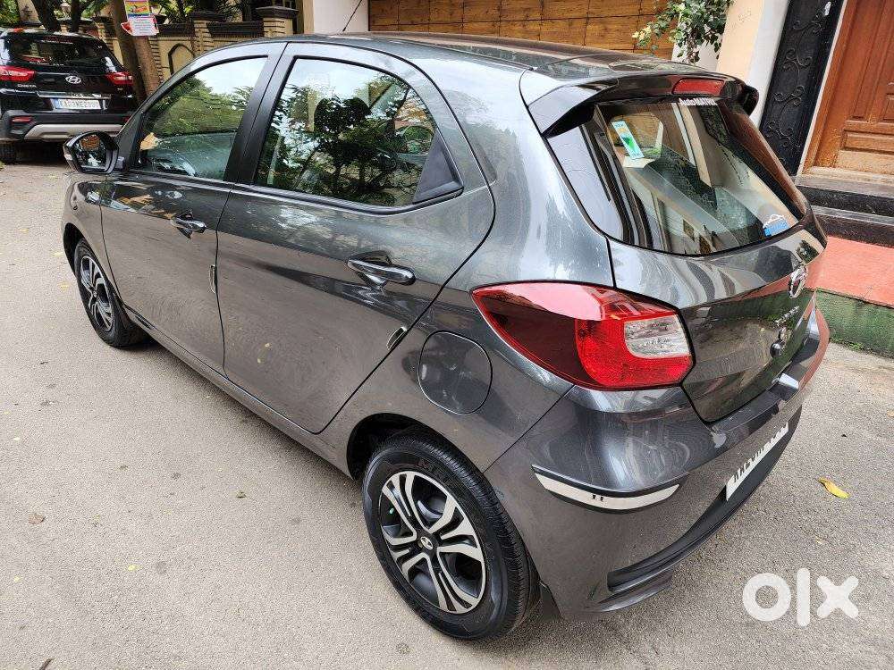 Tata Tiago 1.2 Revotron Xt (o), 2023, Petrol
