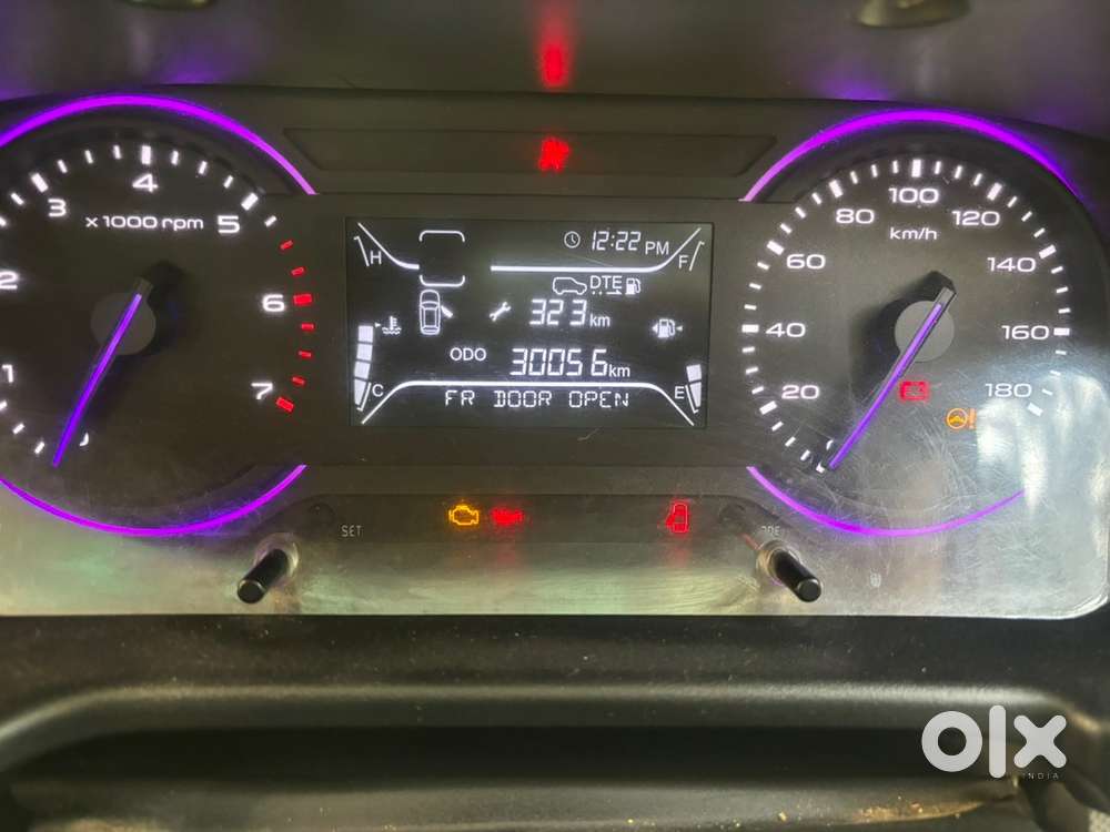 Mahindra Marazzo Diesel 2021