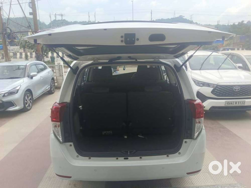 Toyota Innova Crysta 2.4 Gx Mt 8s, 2024, Diesel