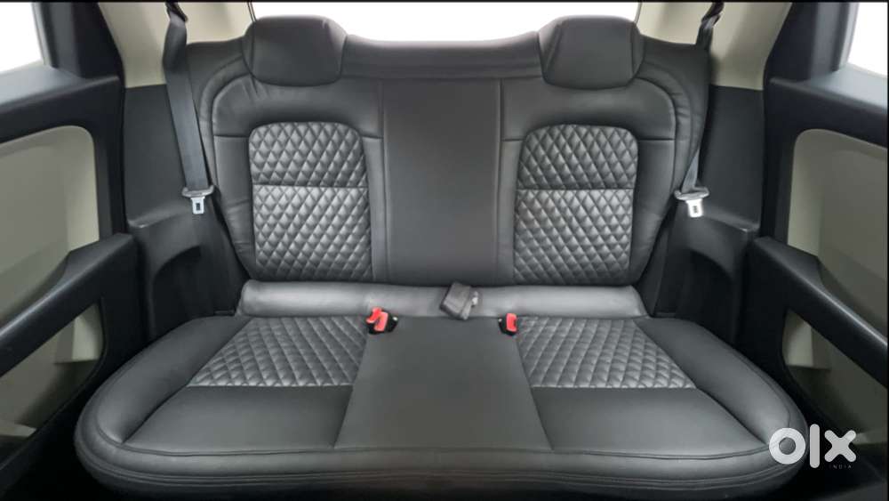 Tata Altroz 1.2 Xt, 2022, Petrol