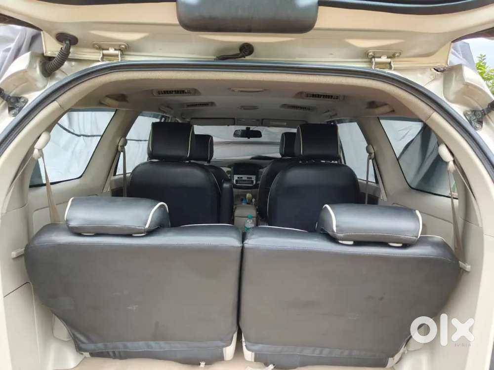 Toyota Innova 2014 Diesel 288600 Km Driven