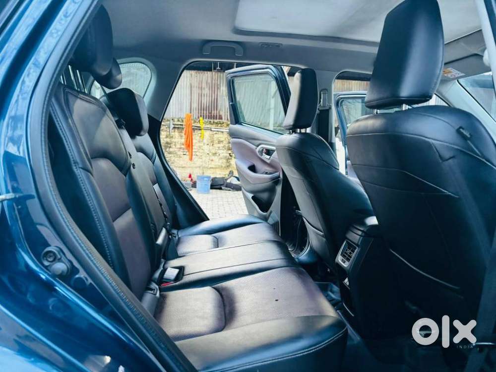 Maruti Suzuki Grand Vitara Alpha Smart Hybrid, 2023, Petrol