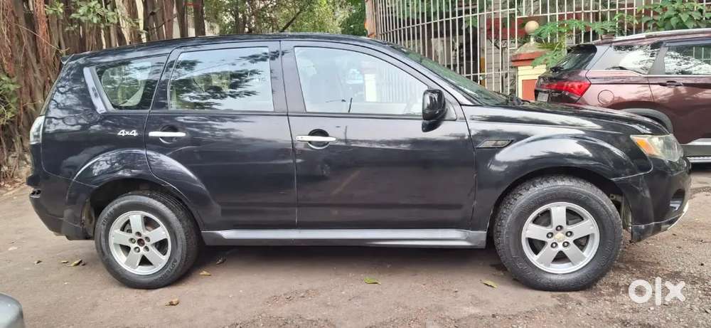 Mitsubishi Outlander 2009 Variant