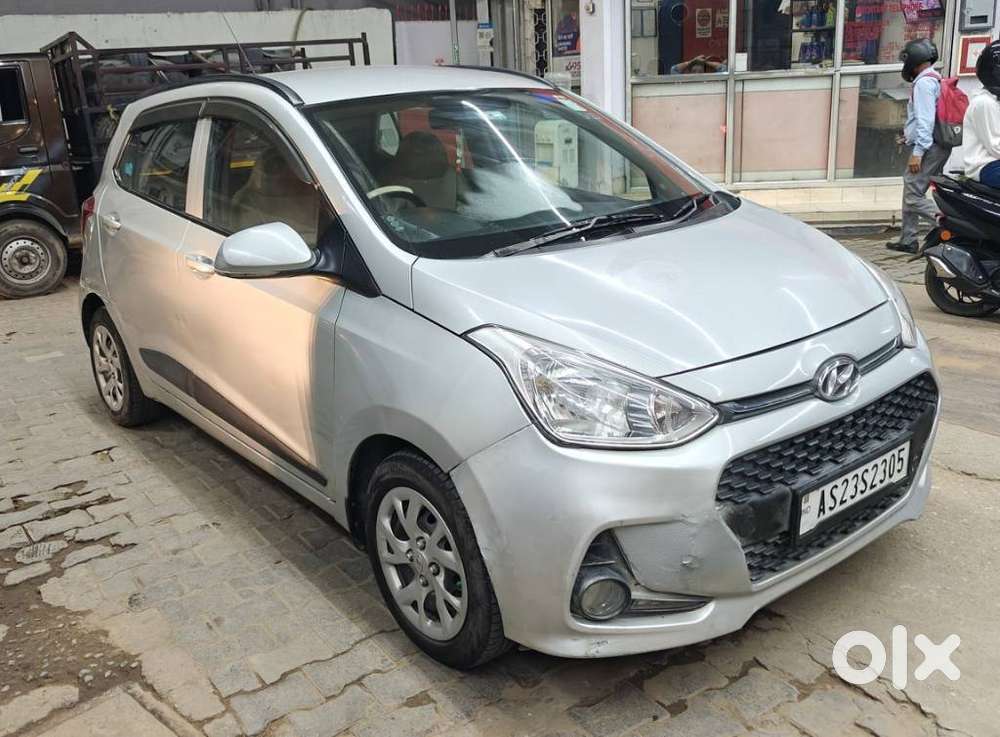Hyundai Grand I10 Sportz Dual Tone 1.2 Vtvt, 2018, Petrol