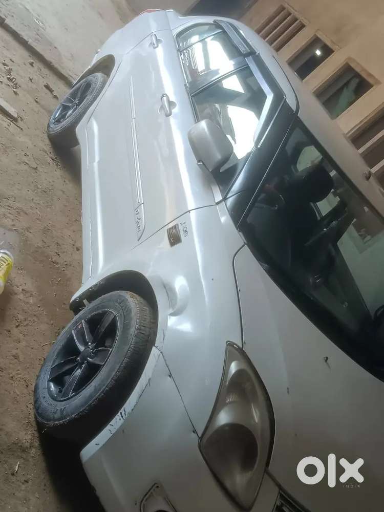 Maruti Suzuki Swift Dzire 2010 Diesel 110000 Km Driven