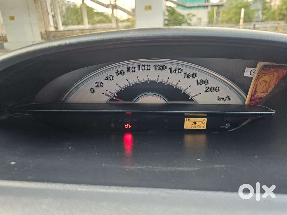 Toyota Etios Liva 2011-2012 G, 2012, Petrol