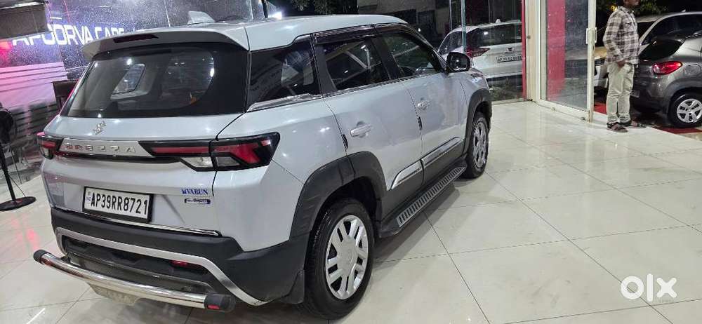 Maruti Suzuki Brezza 1.5 Vxi Smart Hybrid, 2022, Petrol