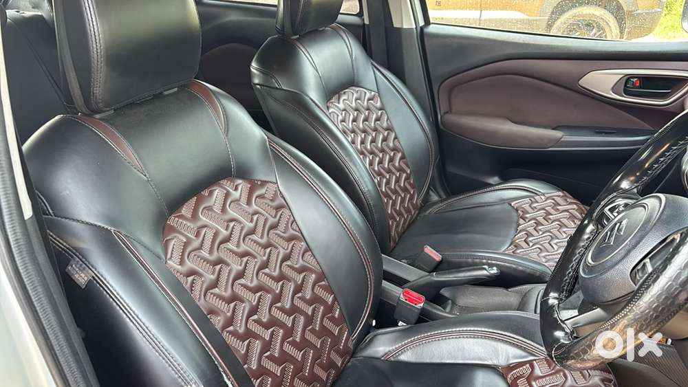 Maruti Suzuki Fronx 2024 Hybrid