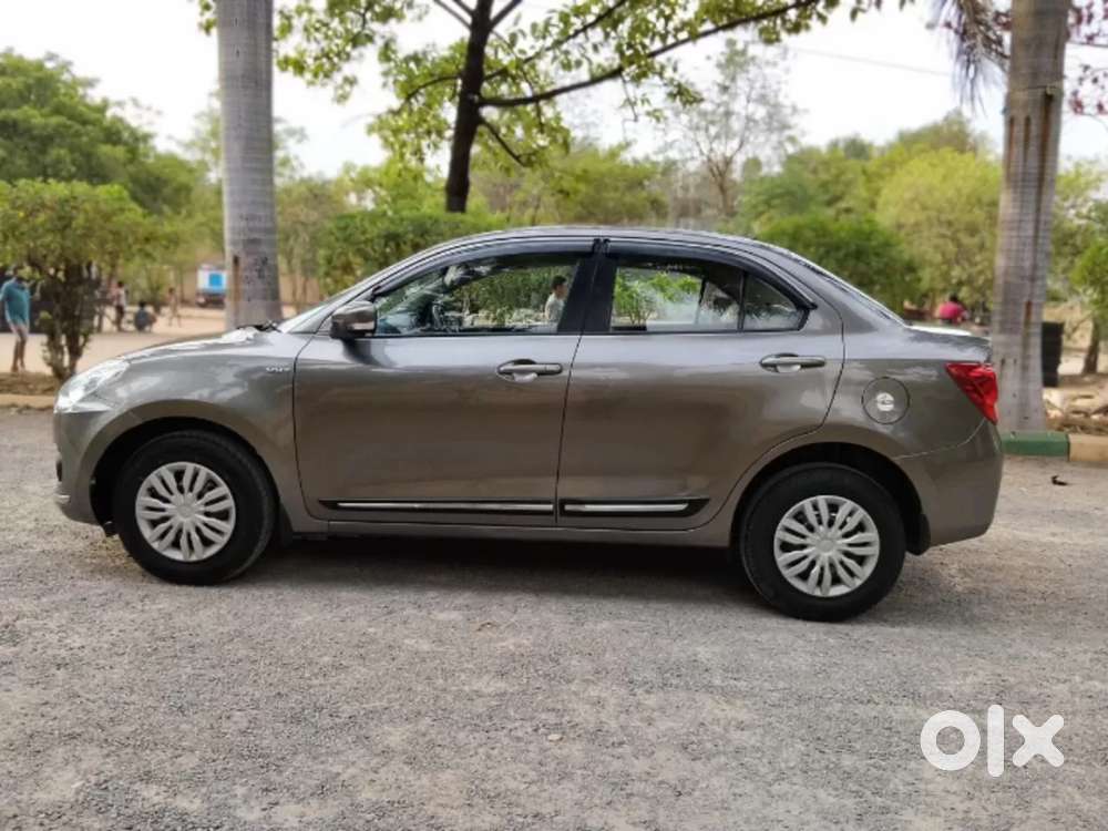 Maruti Suzuki Dzire 1.2 Vxi Amt, 2018, Petrol