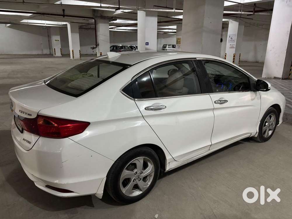Honda City Zx 2014 Cng & Hybrids Well Maintained