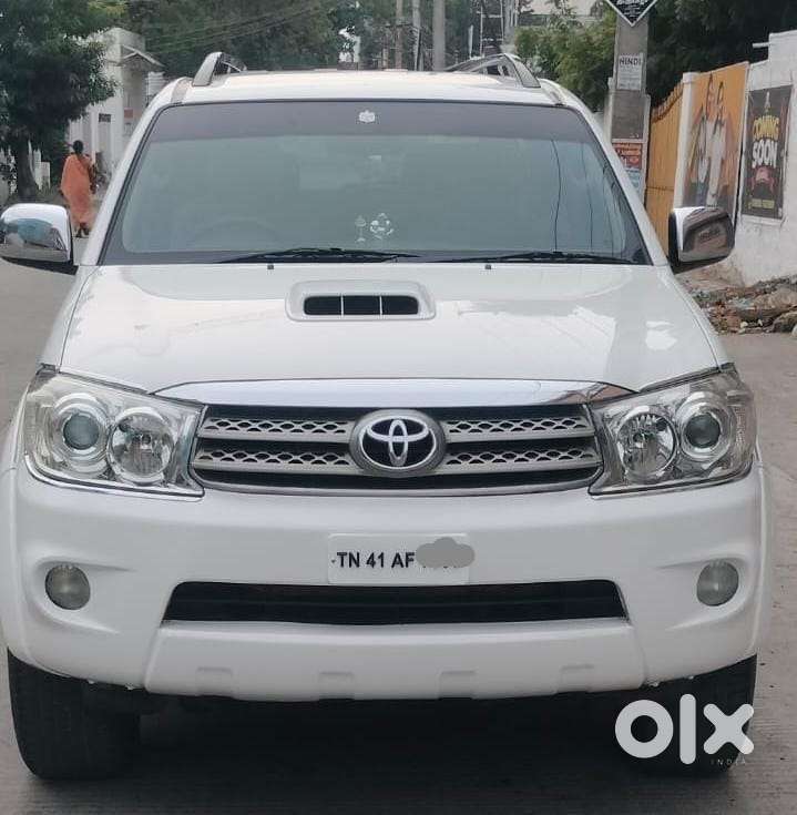 Toyota Fortuner, 2010, Diesel