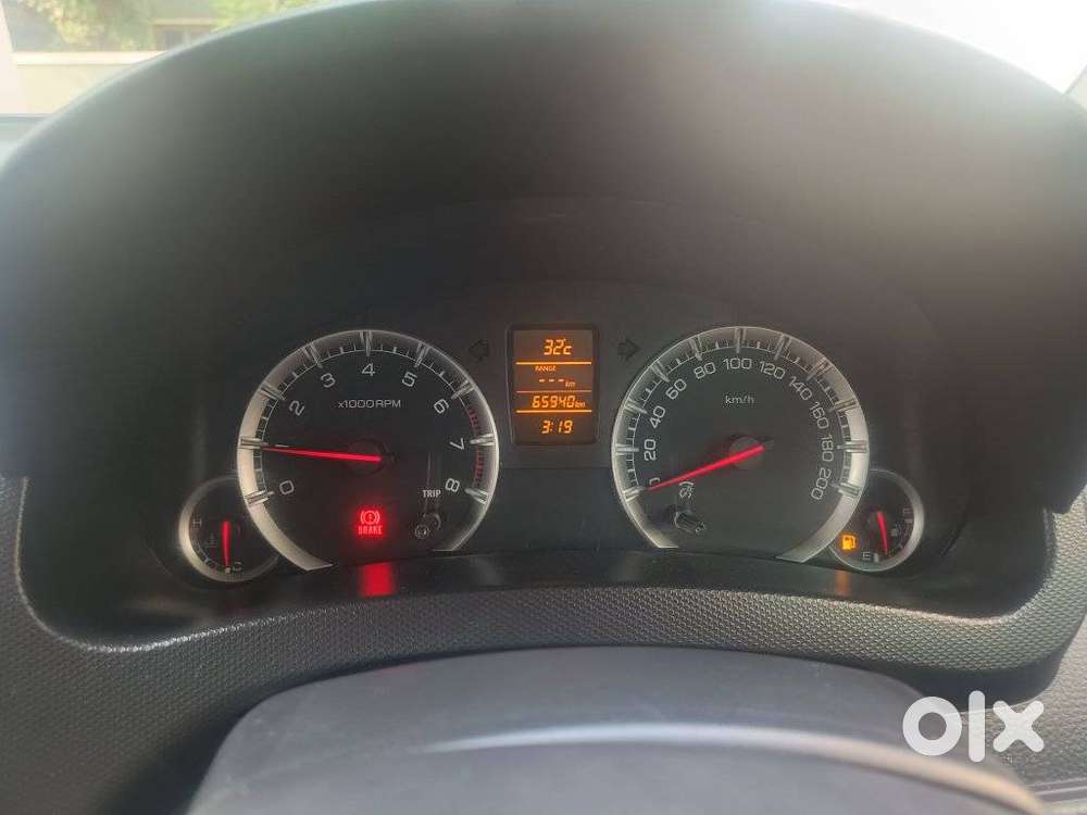 Maruti Suzuki Swift Zxi, 2016, Petrol