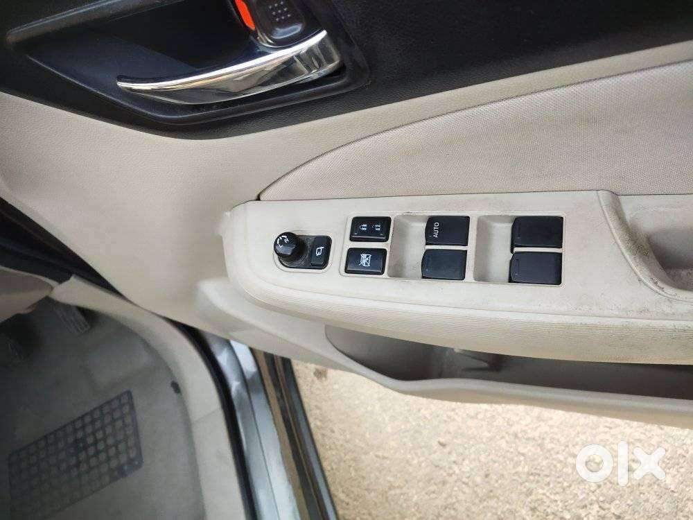 Maruti Suzuki Swift Dzire 1.2 Vxi Bsiv, 2021, Petrol