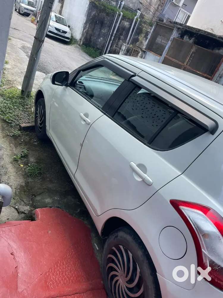 Swift Maruti Petrol 2015