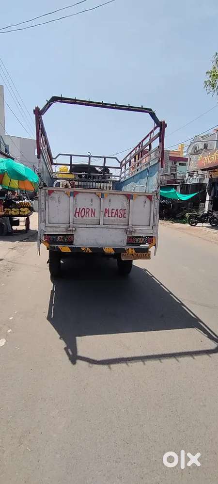 Mahindra Maxx Pickup