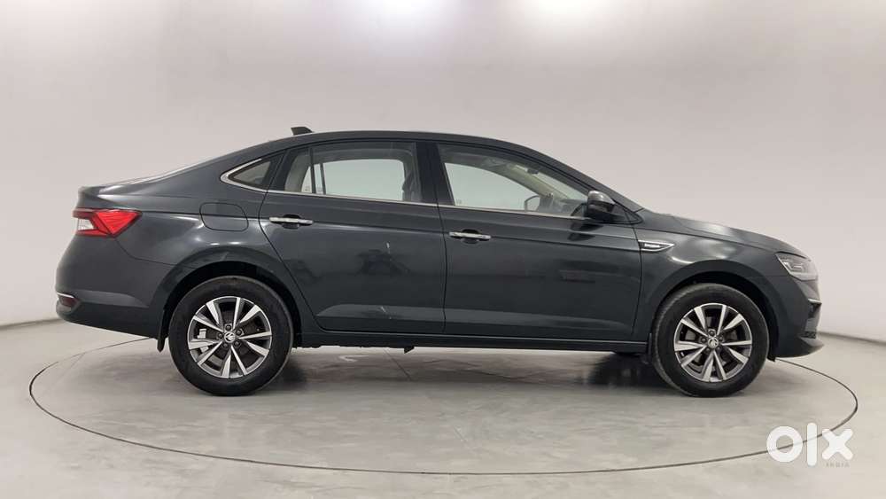Skoda Slavia Style 1.0l Tsi At, 2022, Petrol