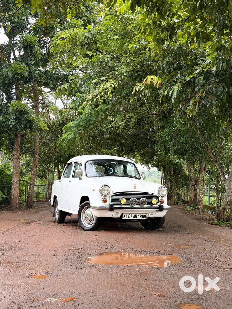 Ambassador Classic 2003 Car