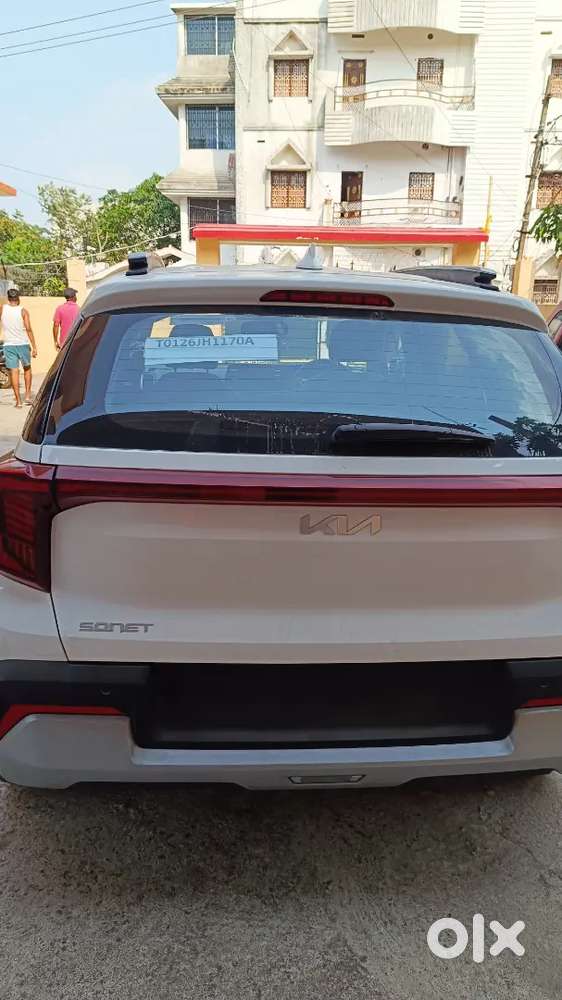 Kia Sonet Brand New Only 1500km Runing