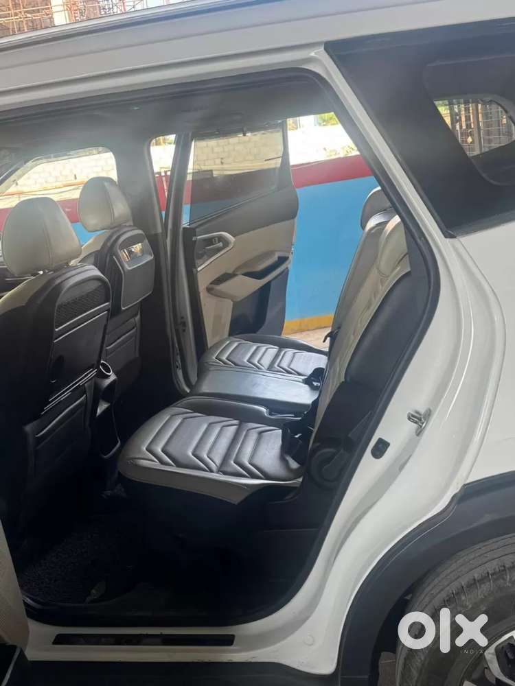 Kia Carens 1.5 Luxury Plus Diesel At 7 Str, 2022, Diesel