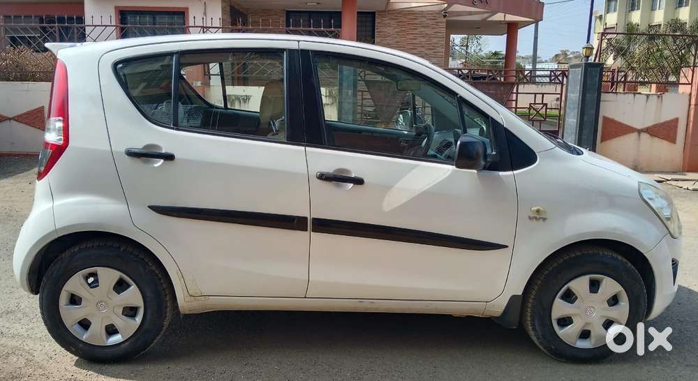 Maruti Suzuki Ritz Vxi, 2013, Petrol