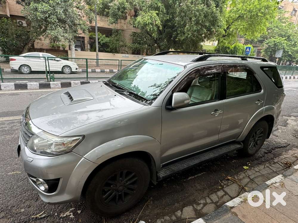 Toyota Fortuner 2015 Diesel Well Maintained