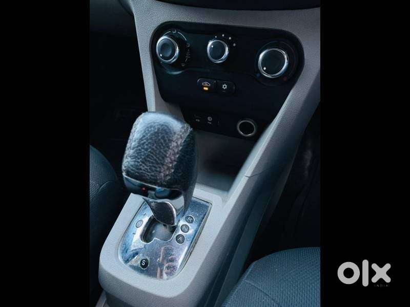 Tata Tiago 1.2 Revotron Xza, 2018, Petrol