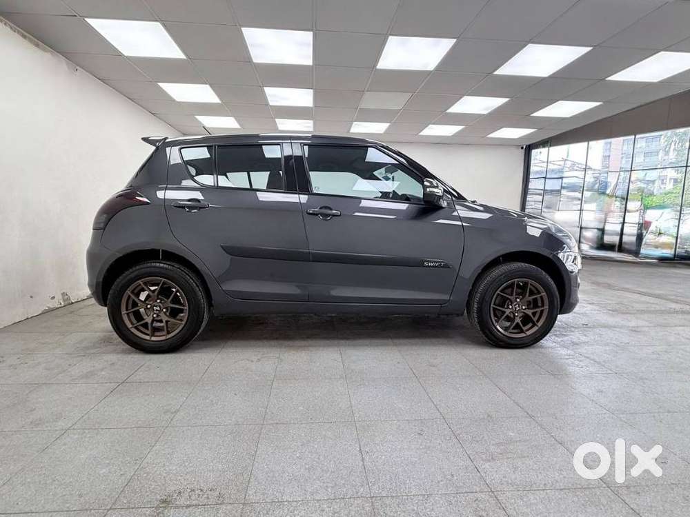 Maruti Suzuki Swift Vxi Bsiv, 2017, Petrol