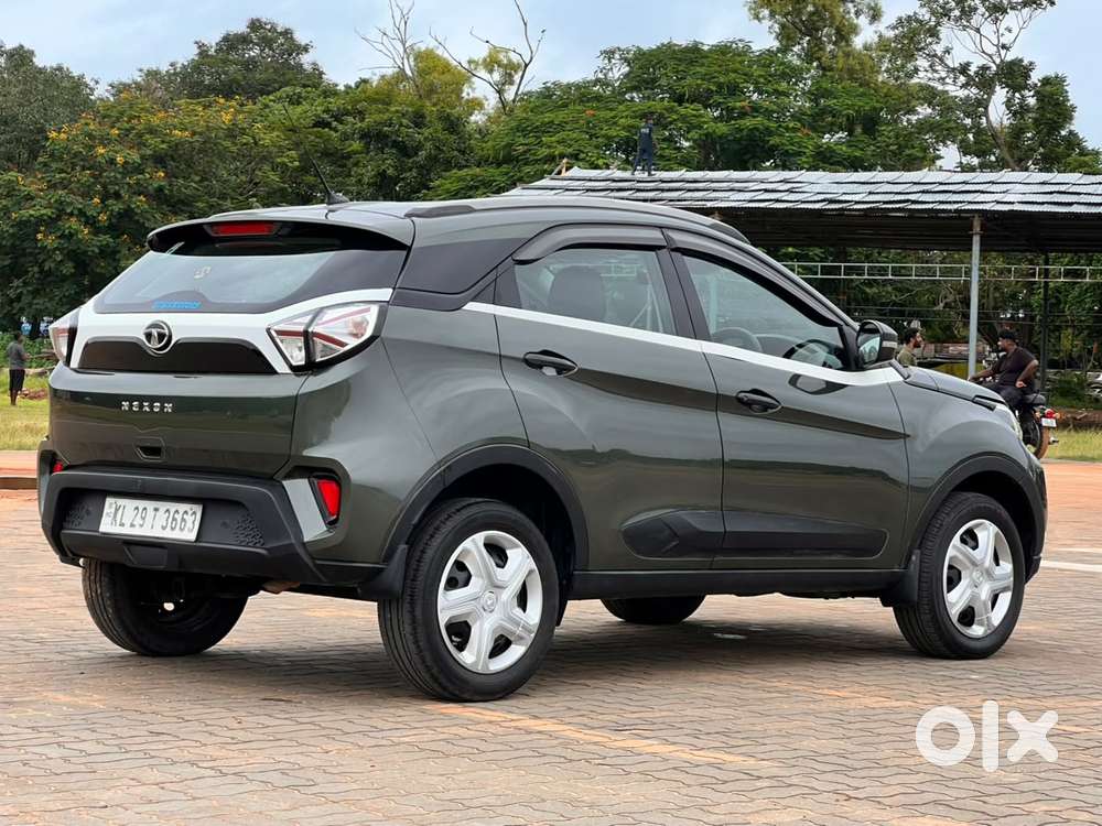 Tata Nexon 1.5 Revotorq Xm (s), 2021, Diesel