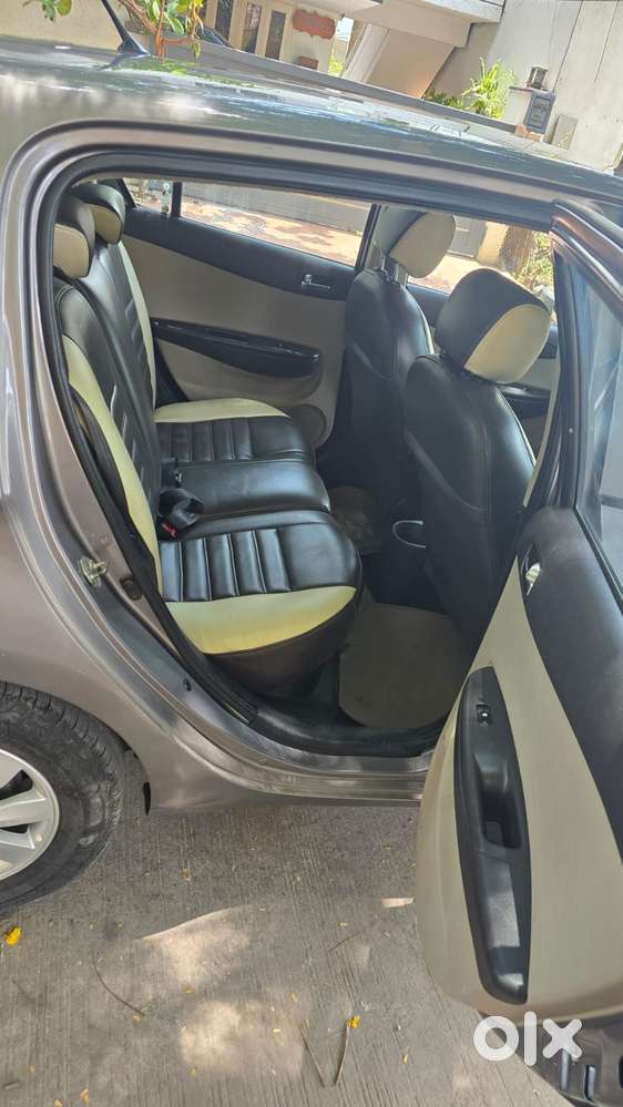 Hyundai I20 Petrol Asta Dual Tone, 2014, Petrol